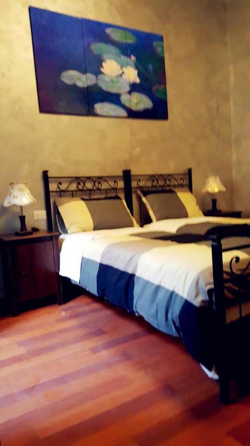 Rome Napoleone Rooms, Rome